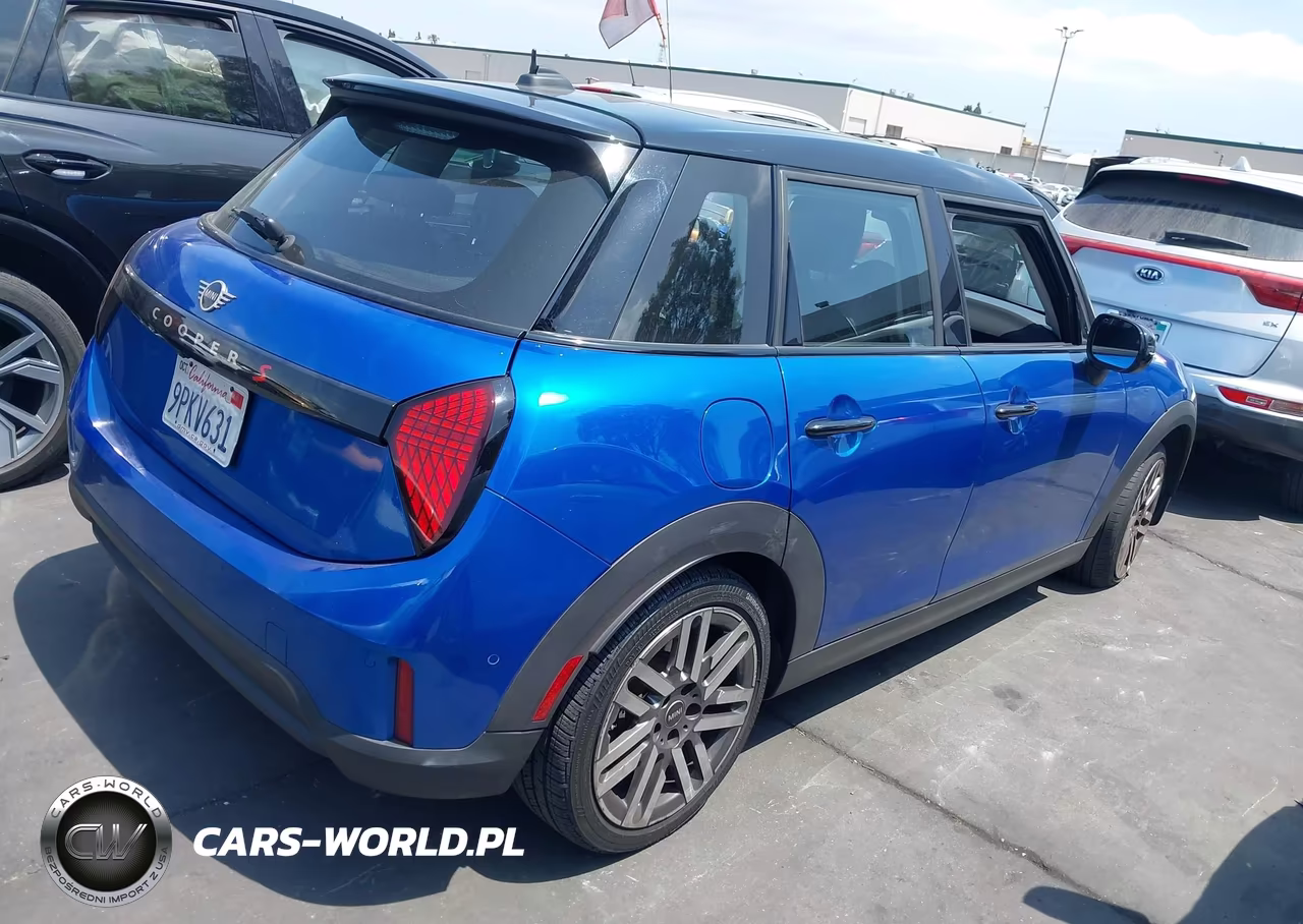 2025 Mini Hardtop Cooper S VIN:WMW53GD09S2W35903 - 4