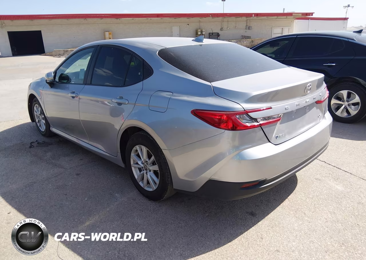 2025 Toyota Camry Le VIN:4T1DAACK9SU165909 - 3