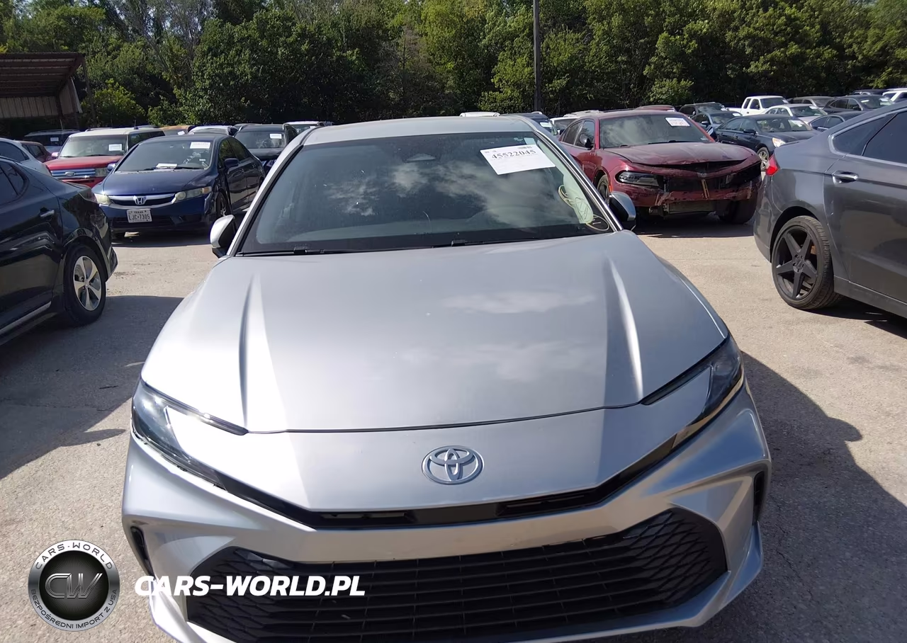 2025 Toyota Camry Le VIN:4T1DAACK9SU165909 - 6