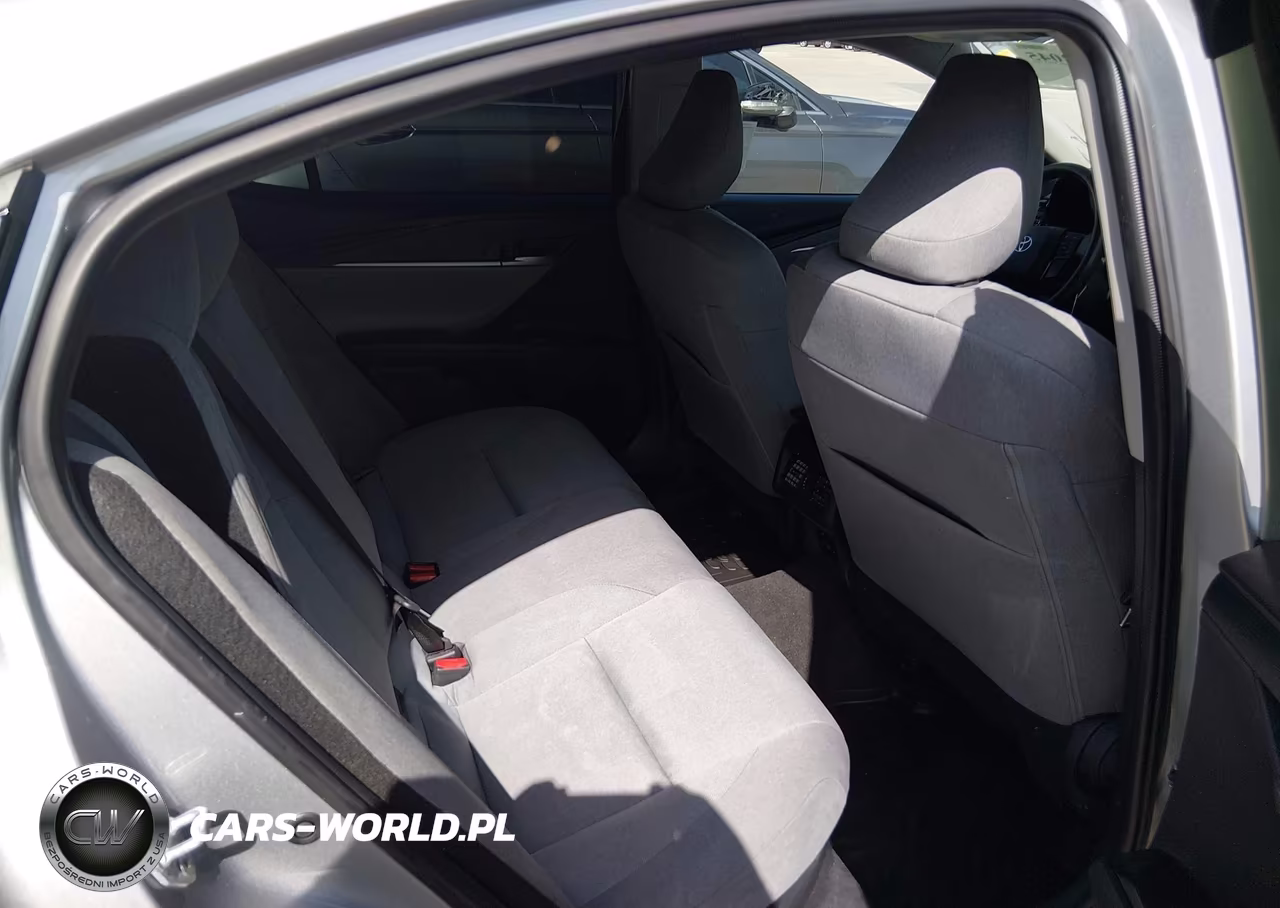 2025 Toyota Camry Le VIN:4T1DAACK9SU165909 - 8
