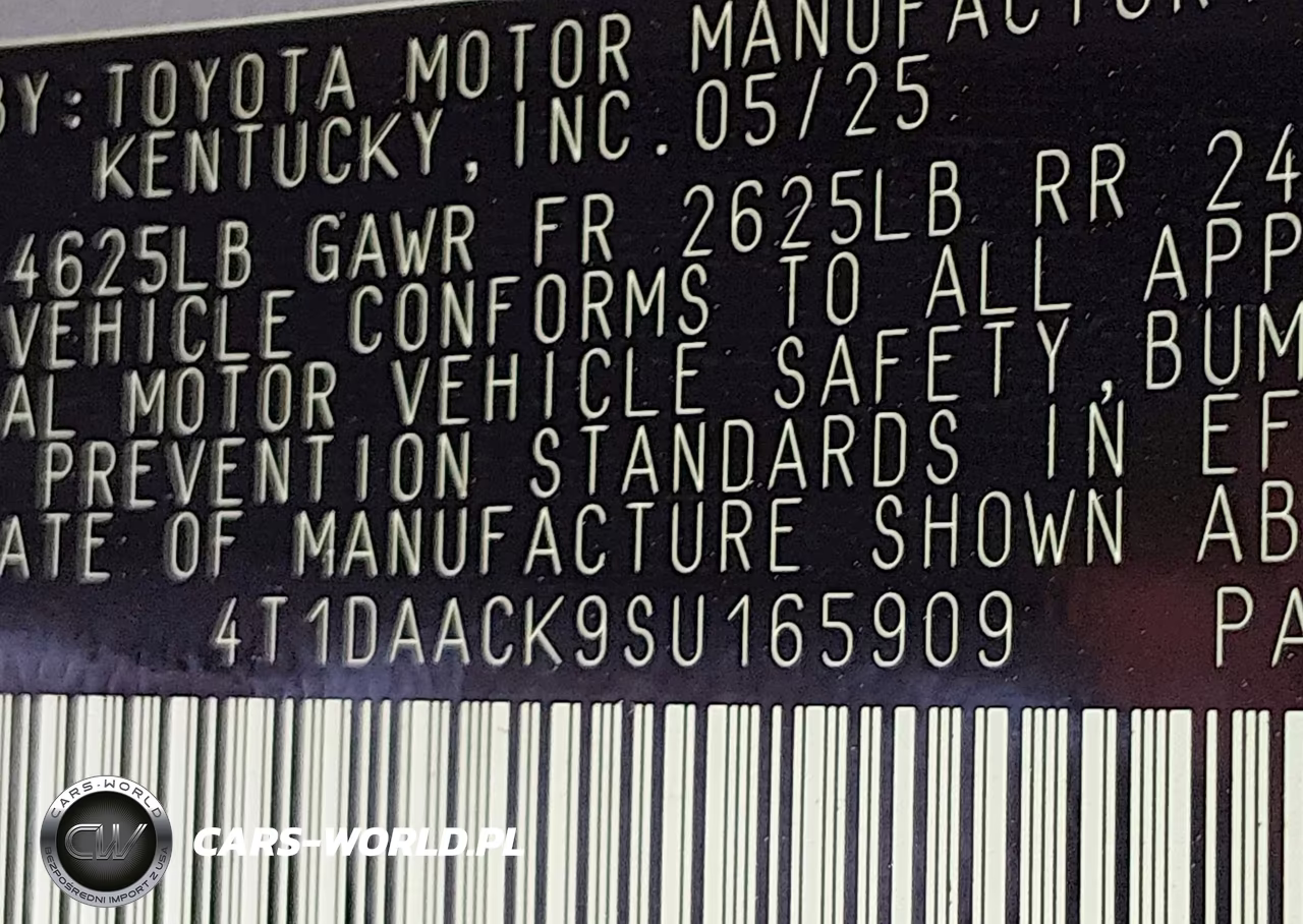 2025 Toyota Camry Le VIN:4T1DAACK9SU165909 - 9