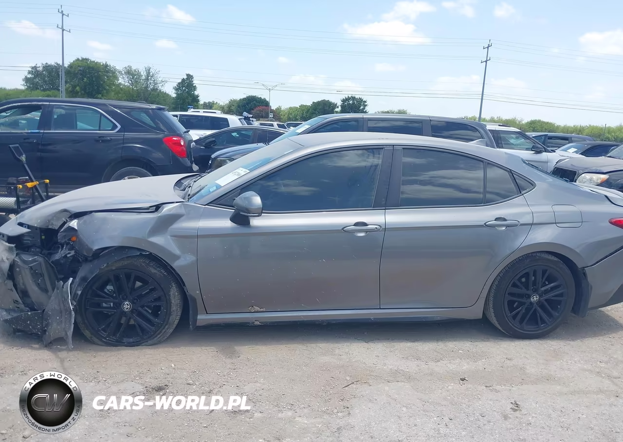 2025 Toyota Camry Se VIN:4T1DAACK1SU606092 - 14