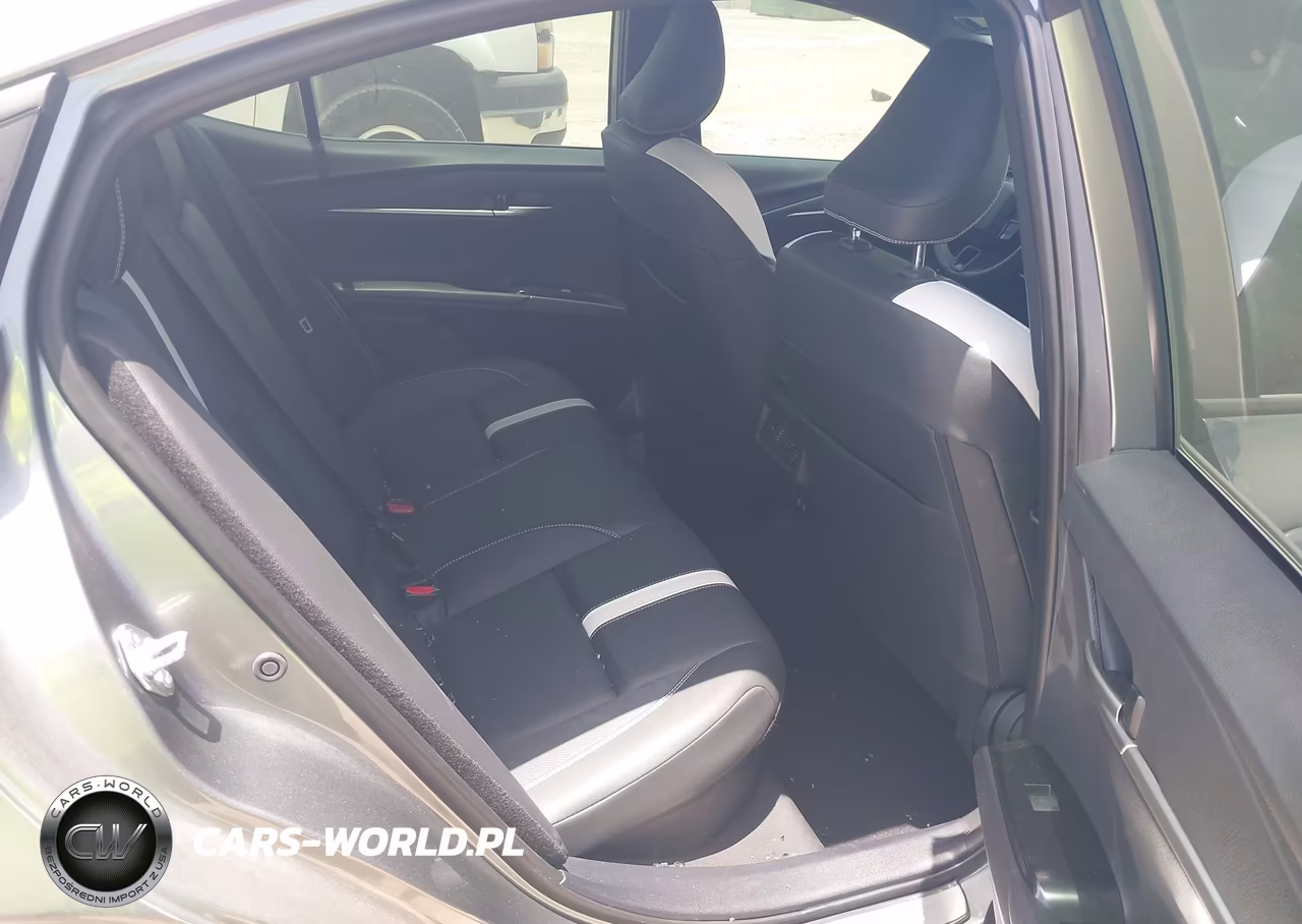 2025 Toyota Camry Se VIN:4T1DAACK1SU606092 - 8