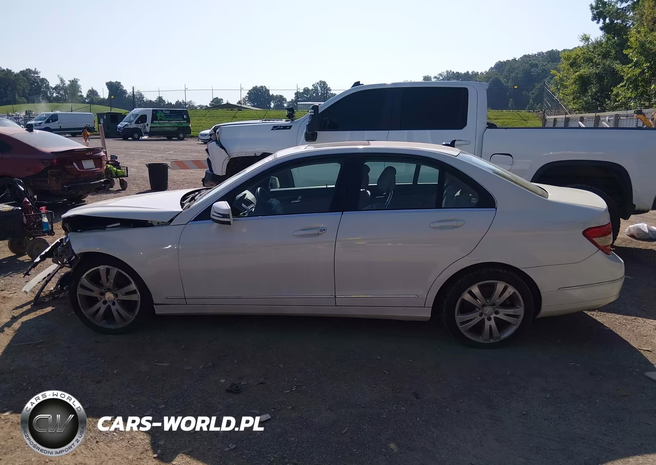 2011 Mercedes-Benz C 300 Luxury VIN:WDDGF5EB5BA504597 - 15