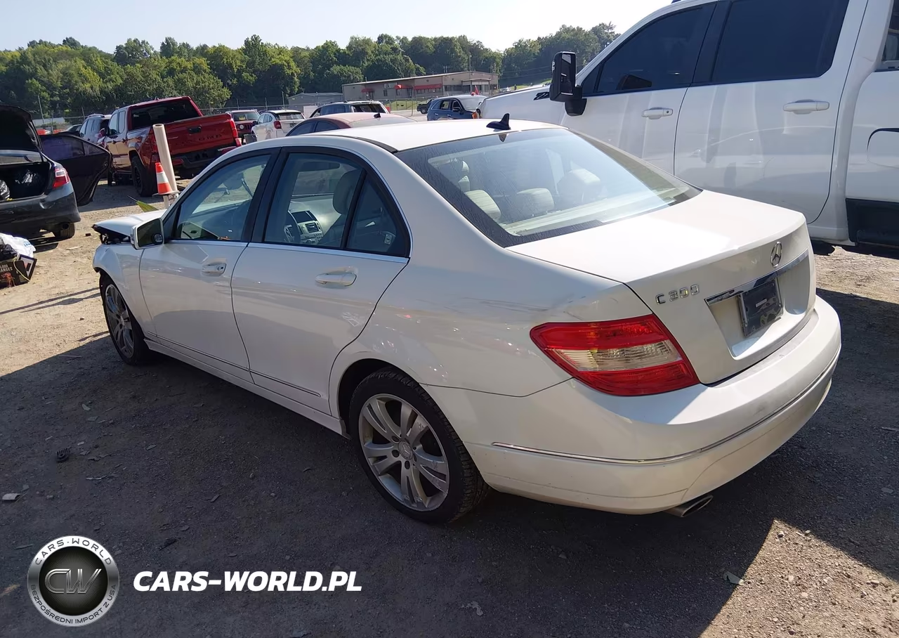 2011 Mercedes-Benz C 300 Luxury VIN:WDDGF5EB5BA504597 - 3