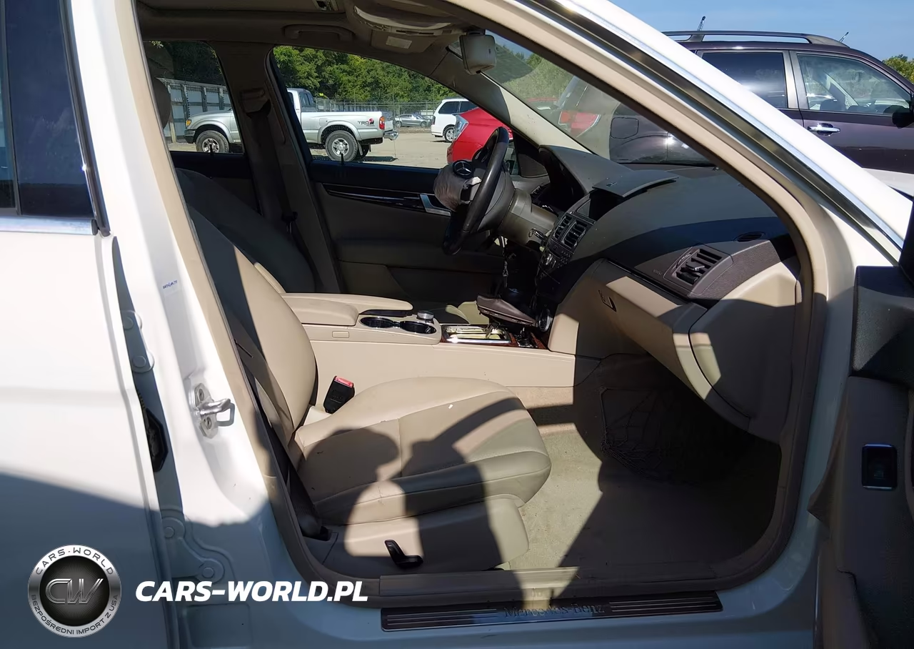2011 Mercedes-Benz C 300 Luxury VIN:WDDGF5EB5BA504597 - 5