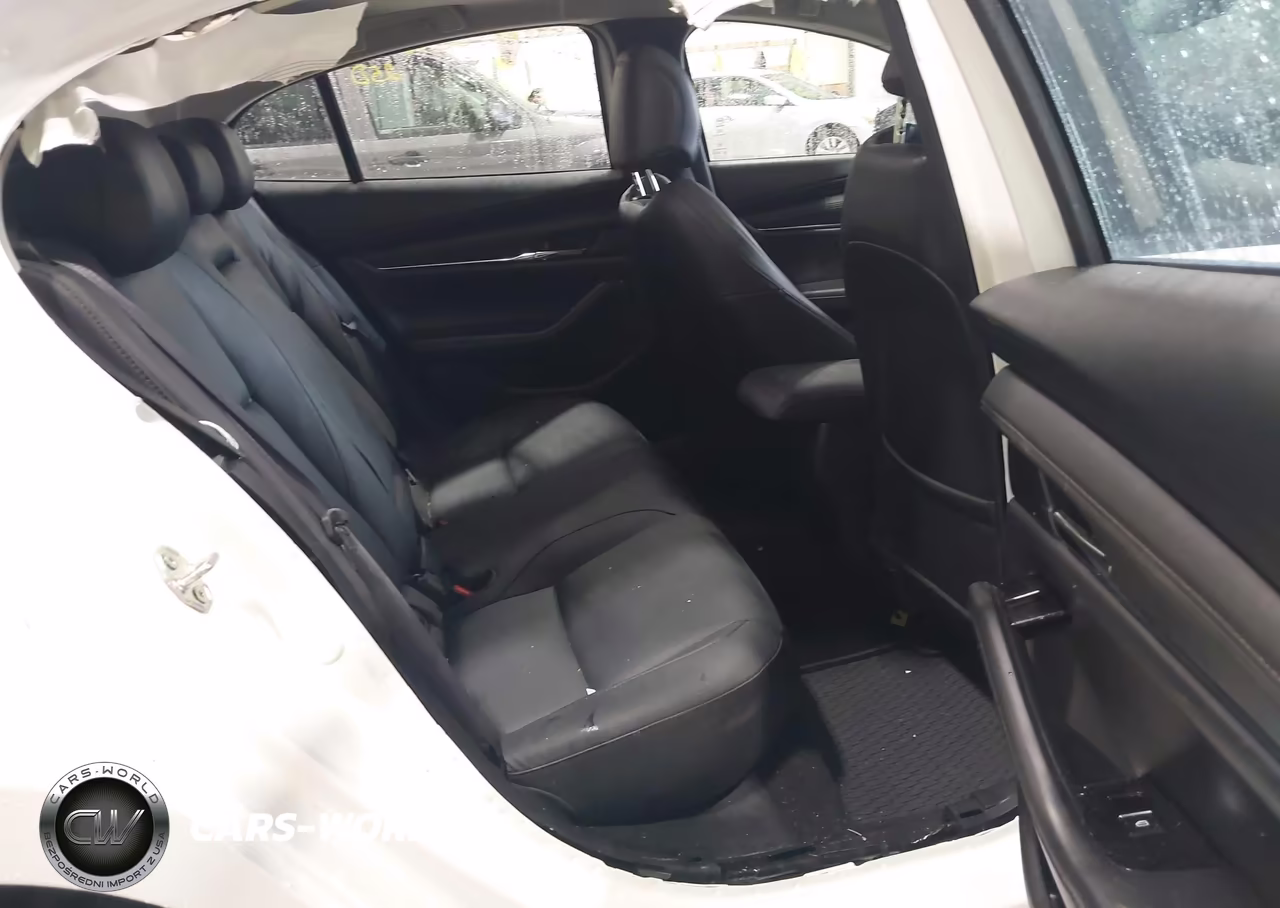 2023 Mazda Mazda3 2.5 S Preferred VIN:3MZBPACM5PM381261 - 8