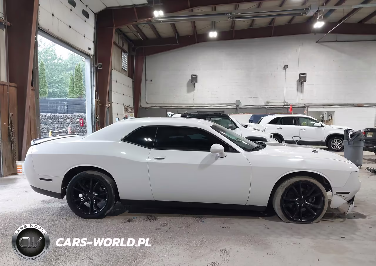 2016 Dodge Challenger Sxt Plus VIN:2C3CDZAG3GH162653 - 13