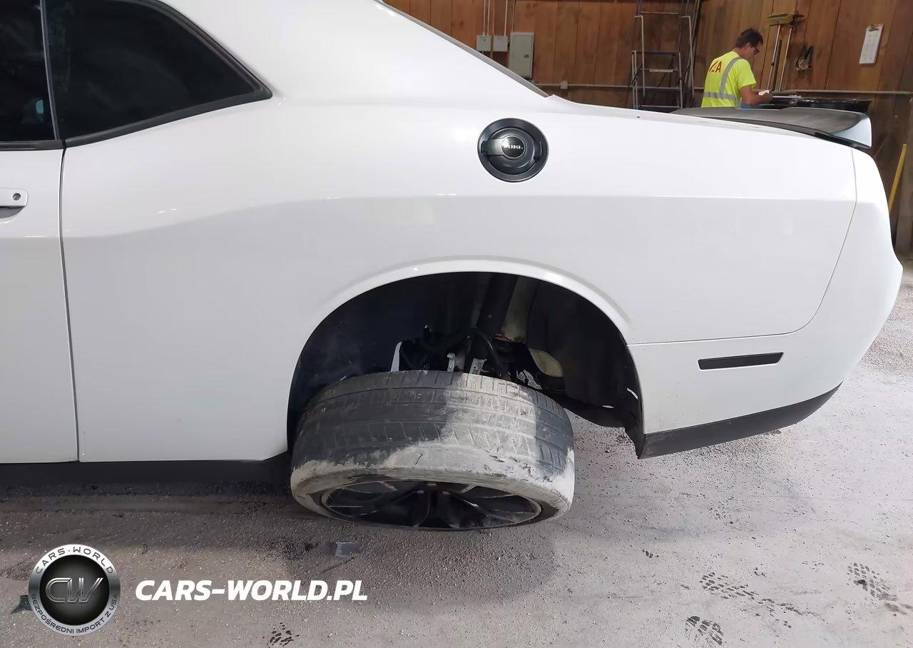 2016 Dodge Challenger Sxt Plus VIN:2C3CDZAG3GH162653 - 6