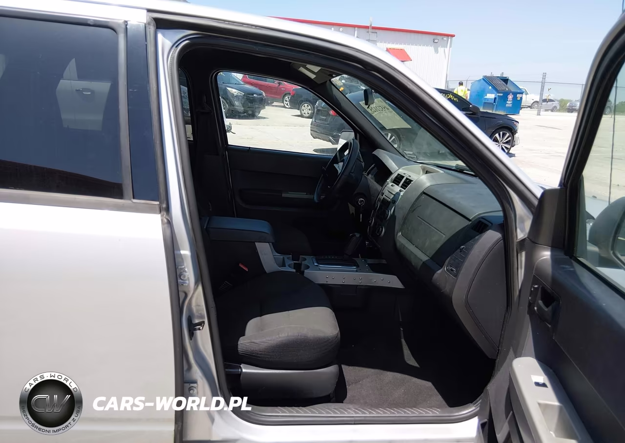 2008 Ford Escape Xlt VIN:1FMCU93118KD74753 - 5