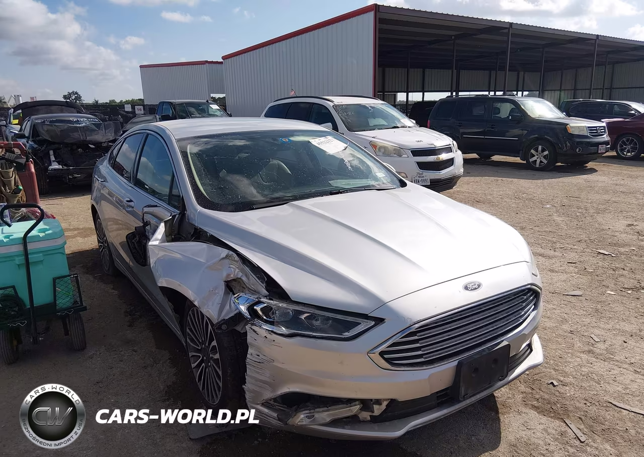 2017 Ford Fusion Hybrid Platinum-Titanium – zdjęcie 1 z 16
