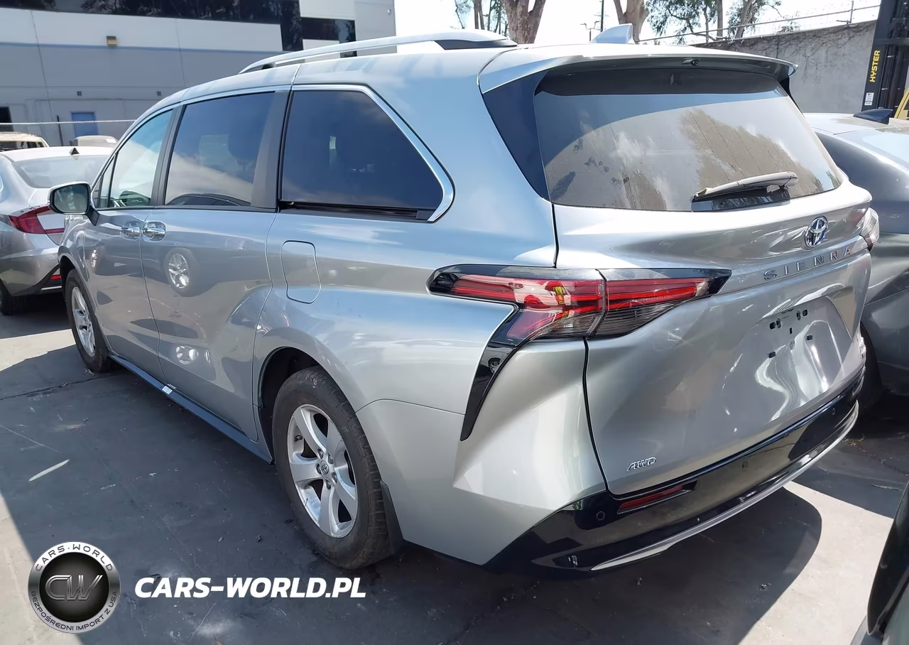 2024 Toyota Sienna Limited VIN:5TDZSKFC4RS137614 - 3
