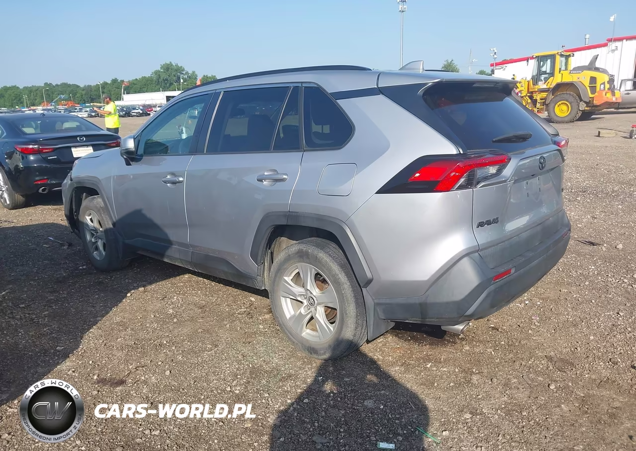 2020 Toyota Rav4 Xle VIN:2T3W1RFV5LC077219 - 3