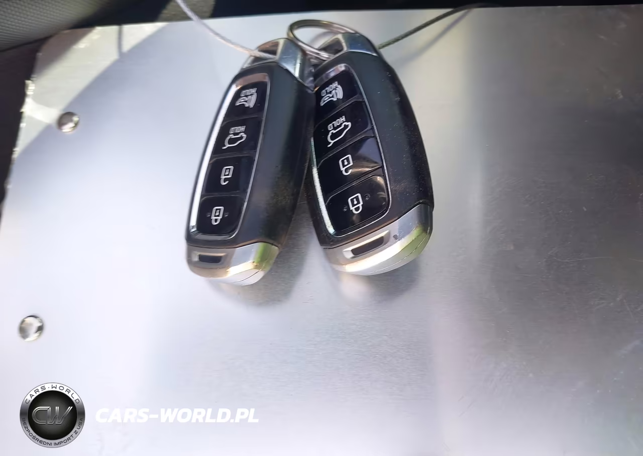 2020 Hyundai Veloster N VIN:KMHT36AH1LU003459 - 11