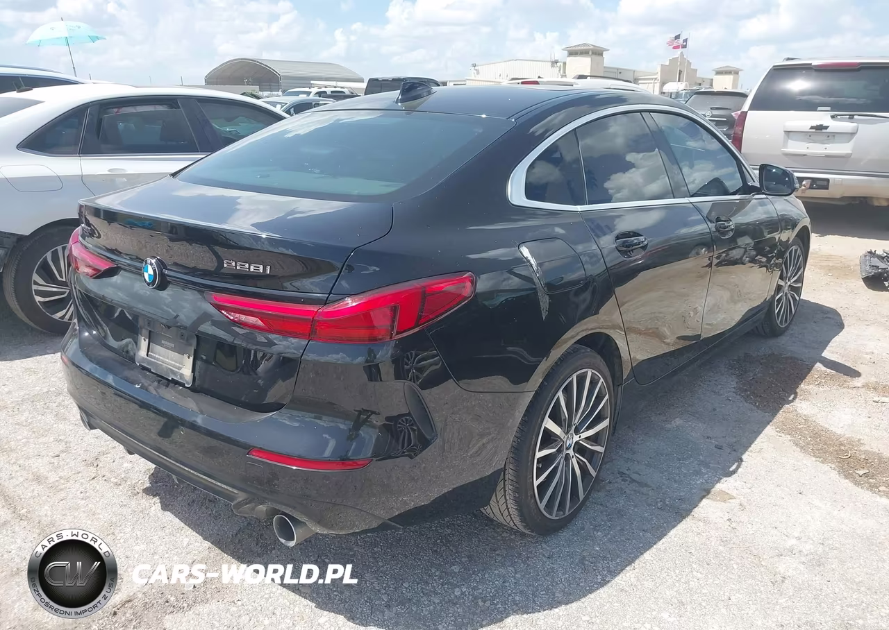 2021 BMW 228I Gran Coupe xDrive VIN:WBA73AK08M7J48870 - 4