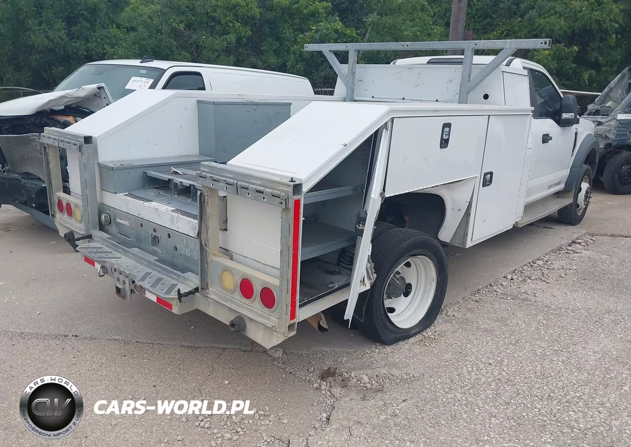 2019 Ford F-550 Chassis Xl-Xlt VIN:1FDUF5GY0KEG25248 - 4