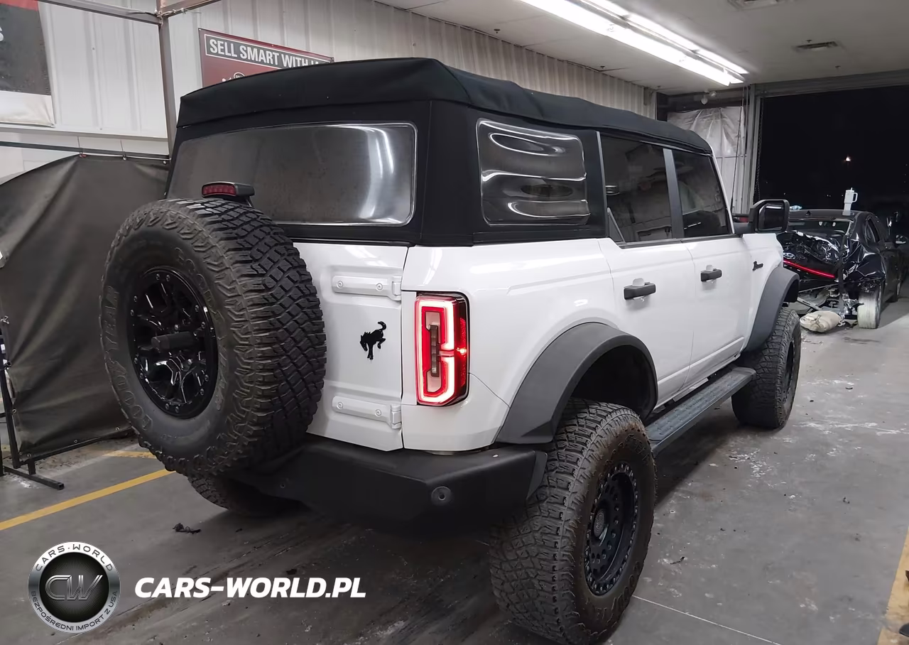 2022 Ford Bronco Wildtrak VIN:1FMEE5DP7NLB16499 - 4