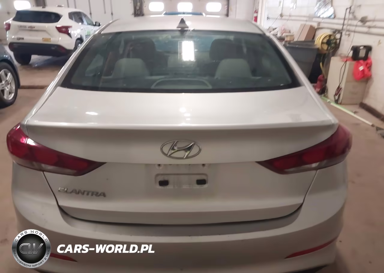 2018 Hyundai Elantra Sel VIN:5NPD84LFXJH267281 - 16