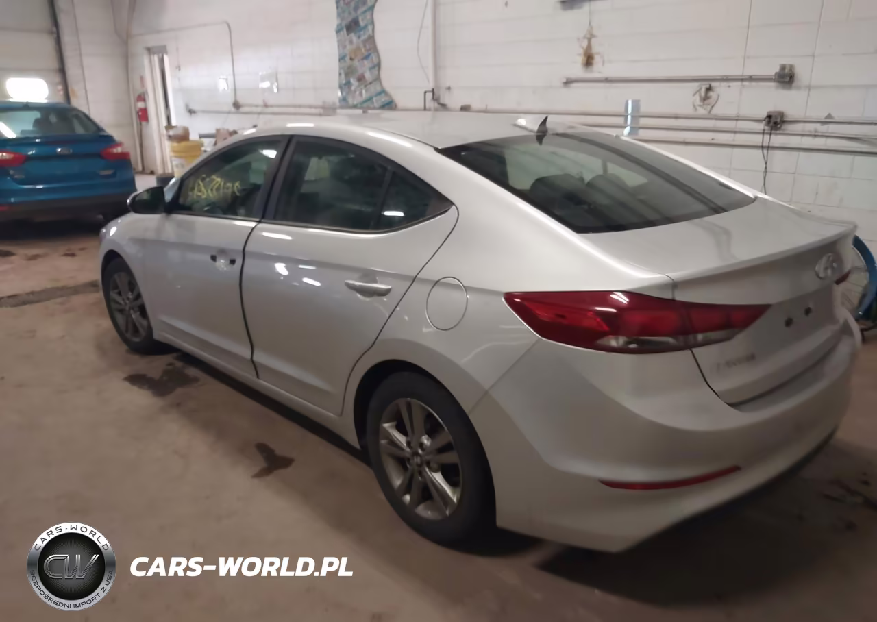 2018 Hyundai Elantra Sel VIN:5NPD84LFXJH267281 - 3