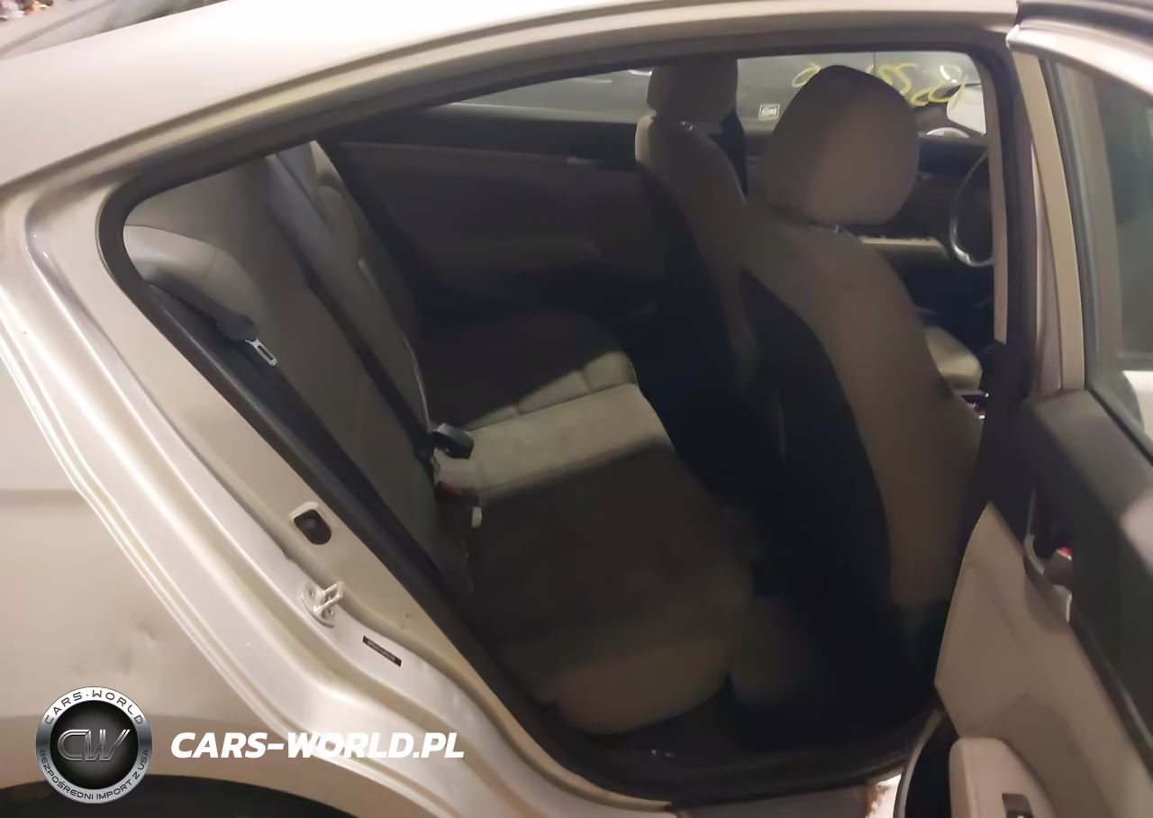 2018 Hyundai Elantra Sel VIN:5NPD84LFXJH267281 - 8