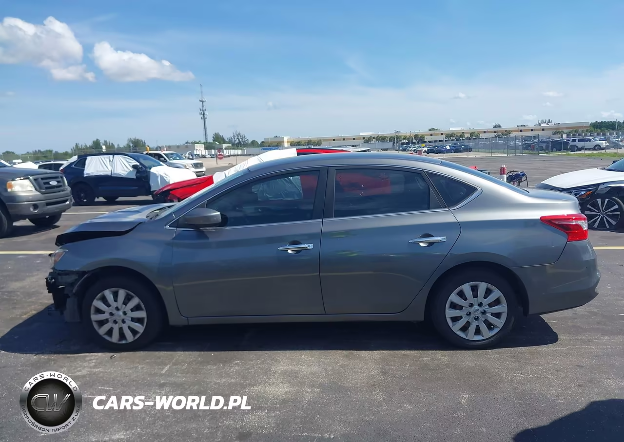 2016 Nissan Sentra S VIN:3N1AB7AP9GL680502 - 15