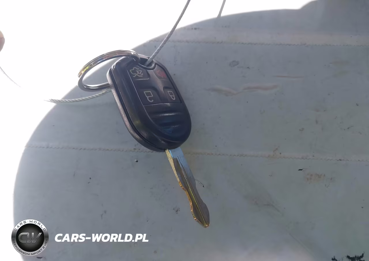 2010 Ford Escape Xlt VIN:1FMCU0D7XAKB00889 - 11