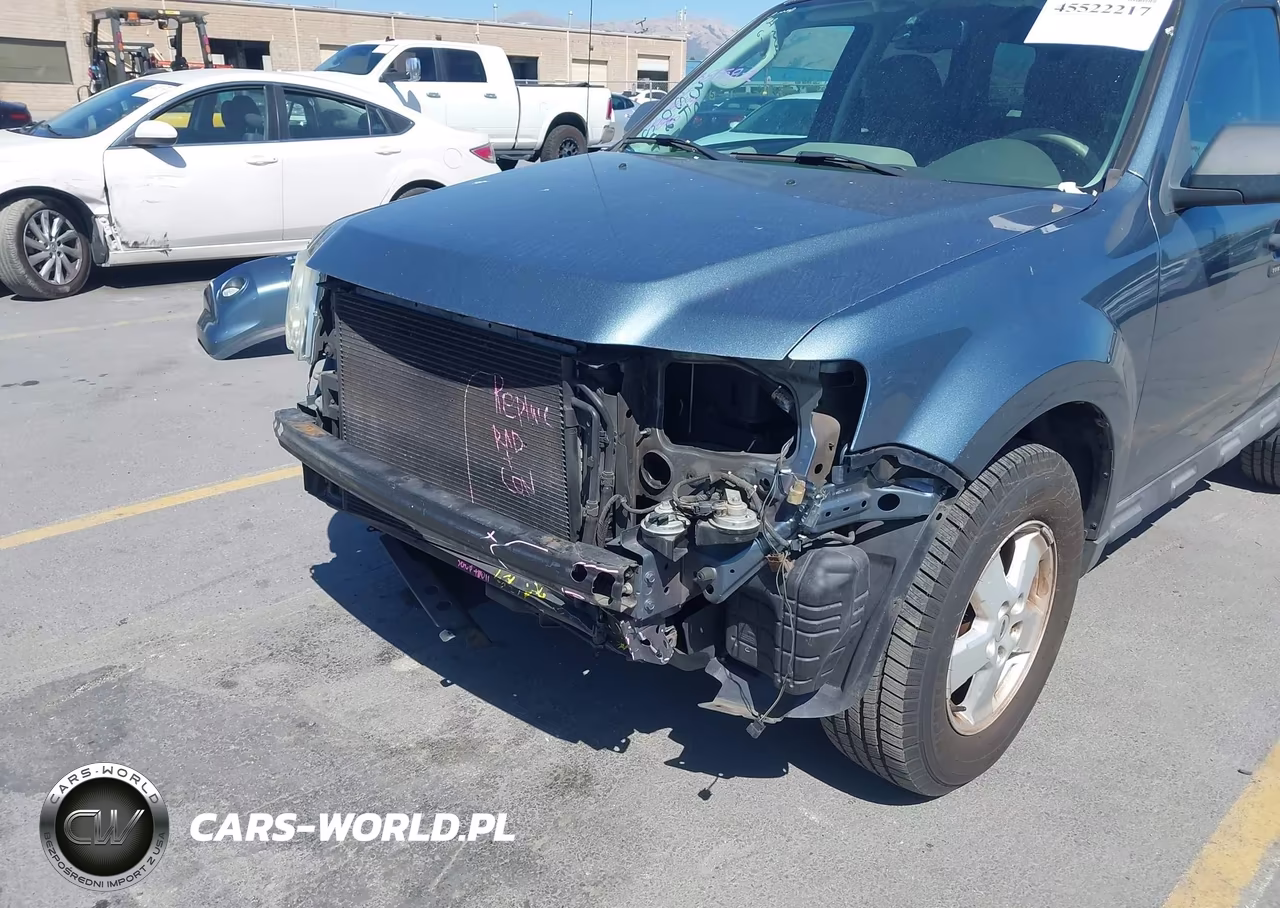 2010 Ford Escape Xlt VIN:1FMCU0D7XAKB00889 - 6