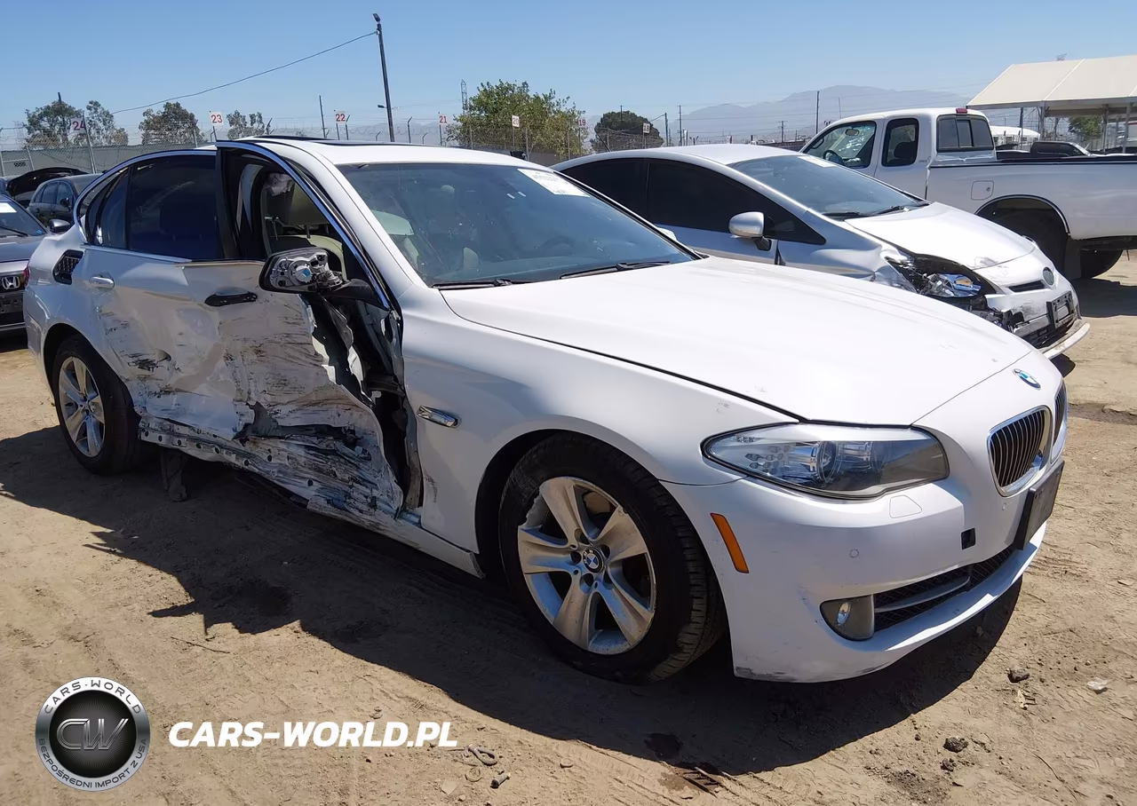 2013 BMW 528I