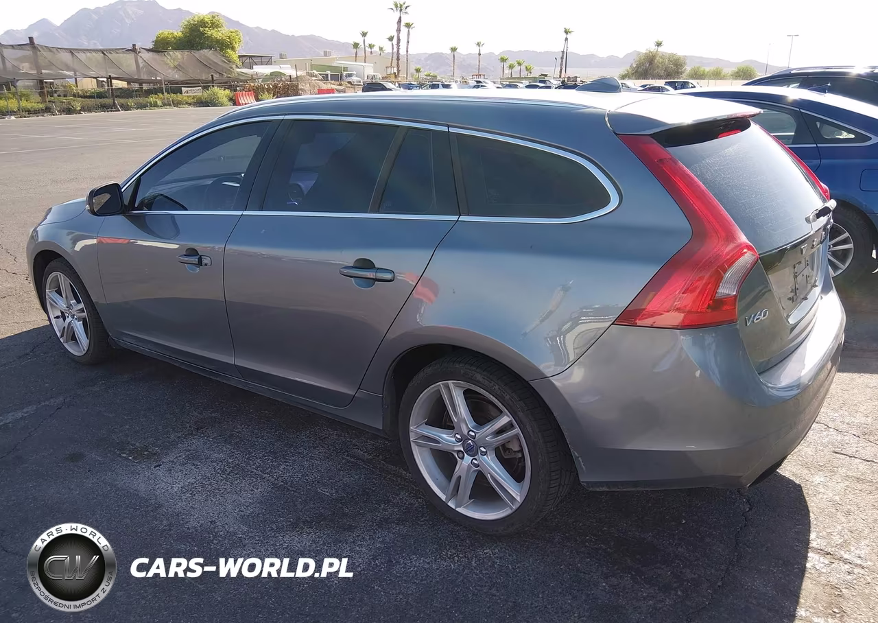 2016 Volvo V60 T5 Premier VIN:YV1612SK7G1310226 - 3