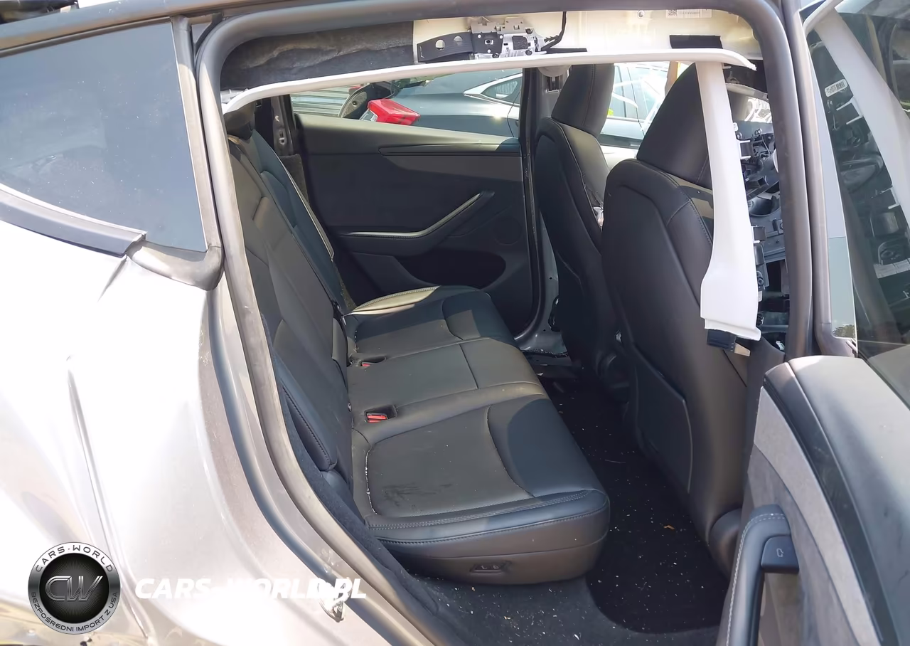 2026 Tesla Model Y All-Wheel Drive-Long Range Launch Series-Premium All-Wheel Drive VIN:7SAYGDEE6TA394264 - 8