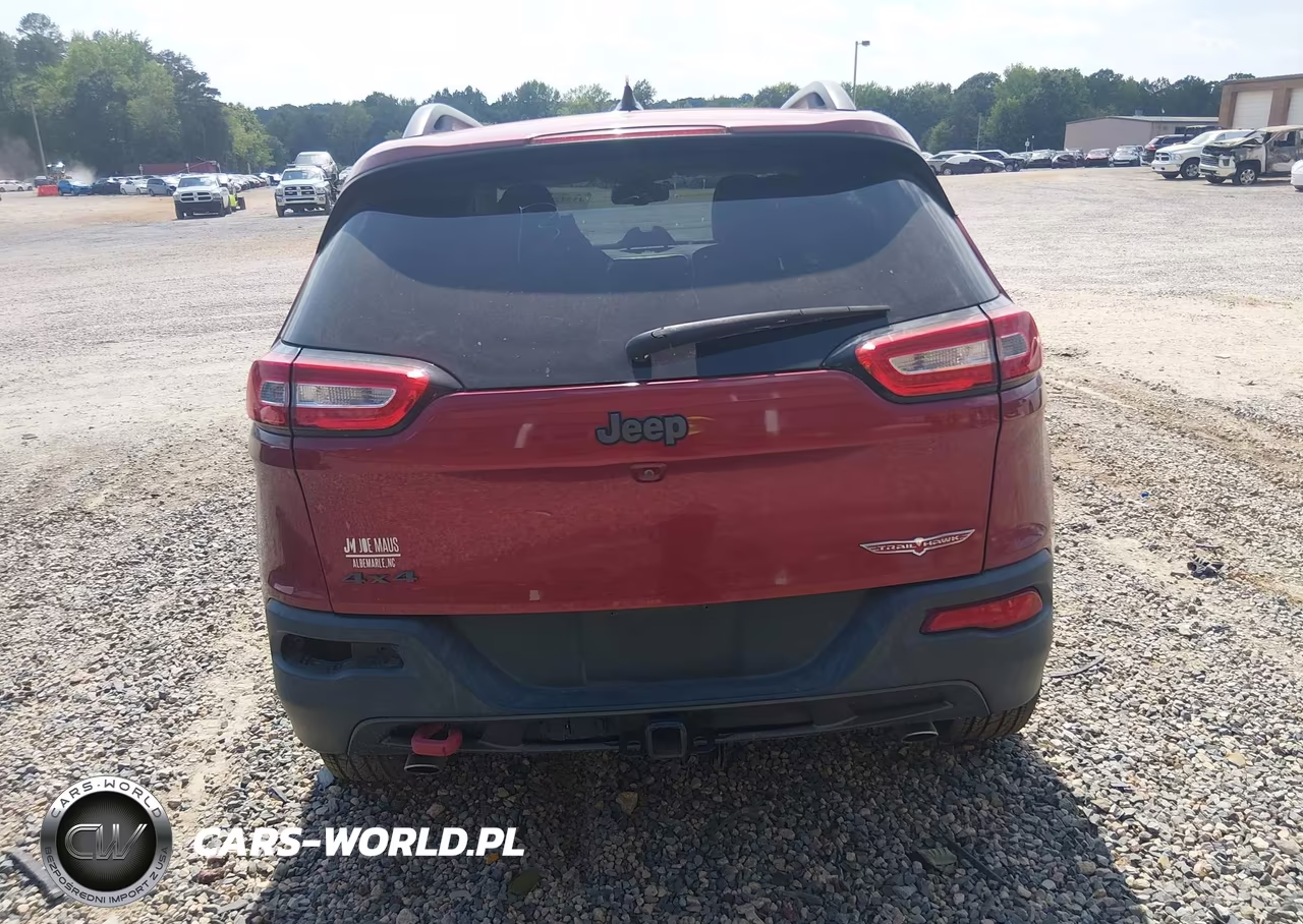 2015 Jeep Cherokee Trailhawk VIN:1C4PJMBS5FW529791 - 16