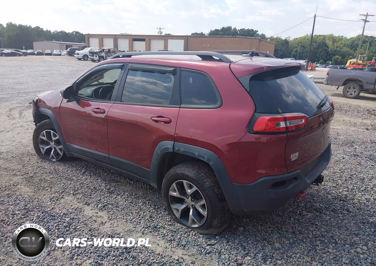 2015 Jeep Cherokee Trailhawk VIN:1C4PJMBS5FW529791 - 3