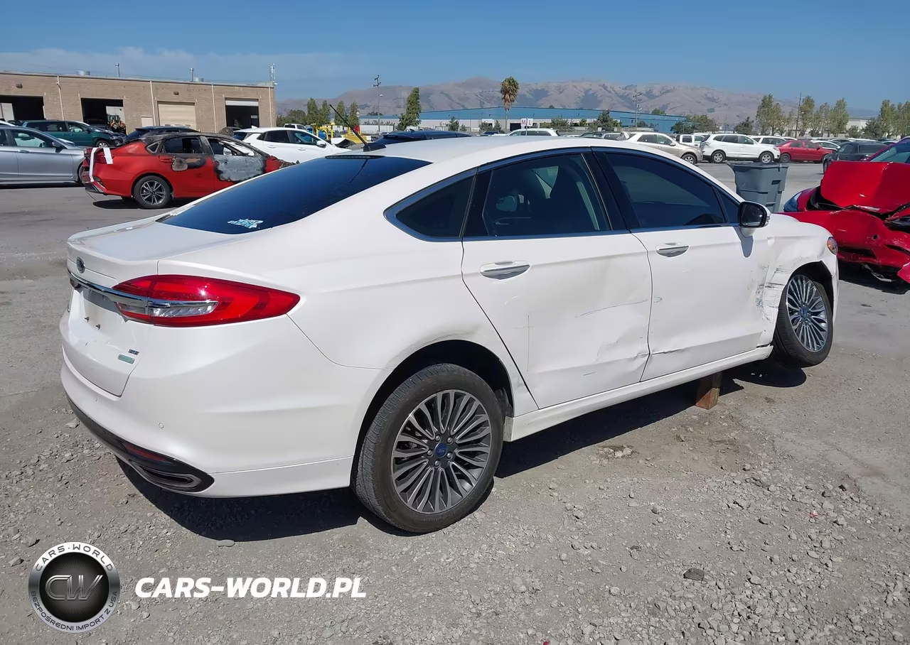 2017 Ford Fusion Se VIN:3FA6P0H90HR350495 - 4