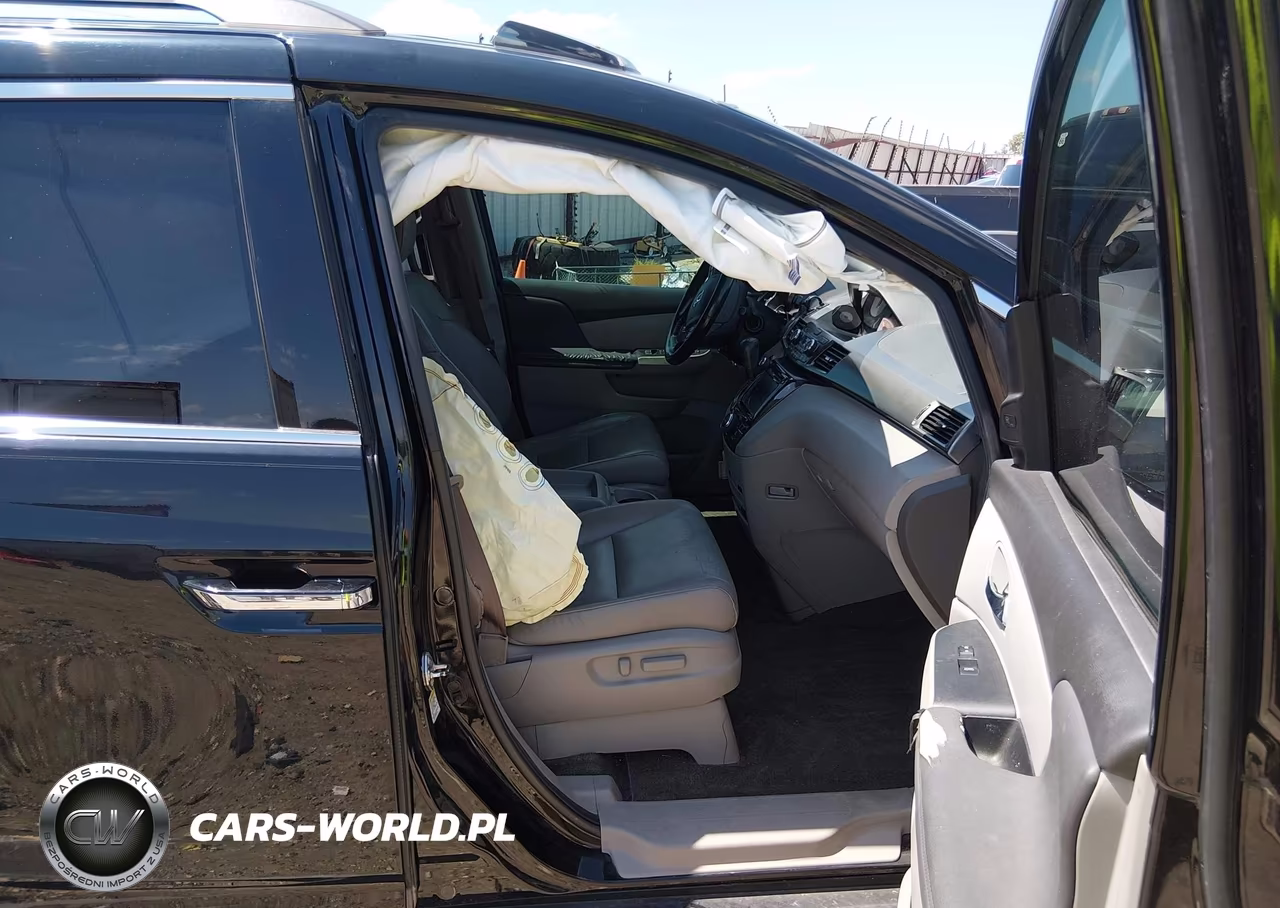 2014 Honda Odyssey Touring-Touring Elite VIN:5FNRL5H95EB008361 - 5