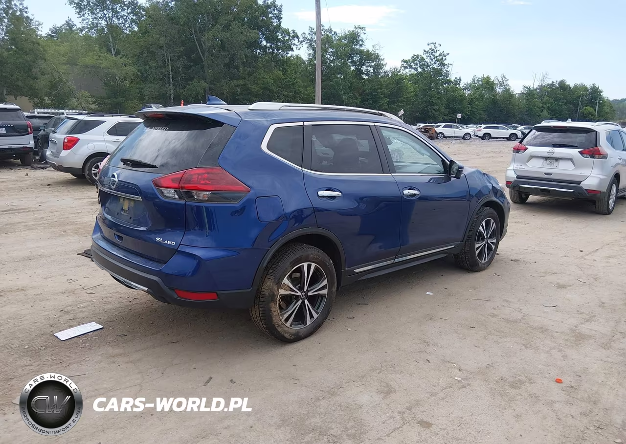 2018 Nissan Rogue Sl VIN:JN8AT2MV3JW318937 - 4