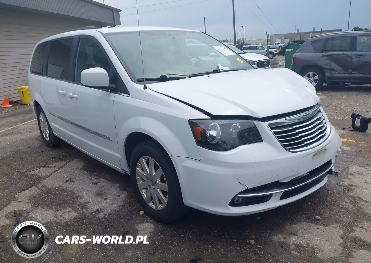 2016 Chrysler Town & Country Touring – zdjęcie 1 z 16