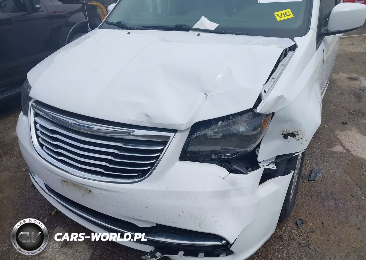 2016 Chrysler Town & Country Touring VIN:2C4RC1BG5GR229336 - 6