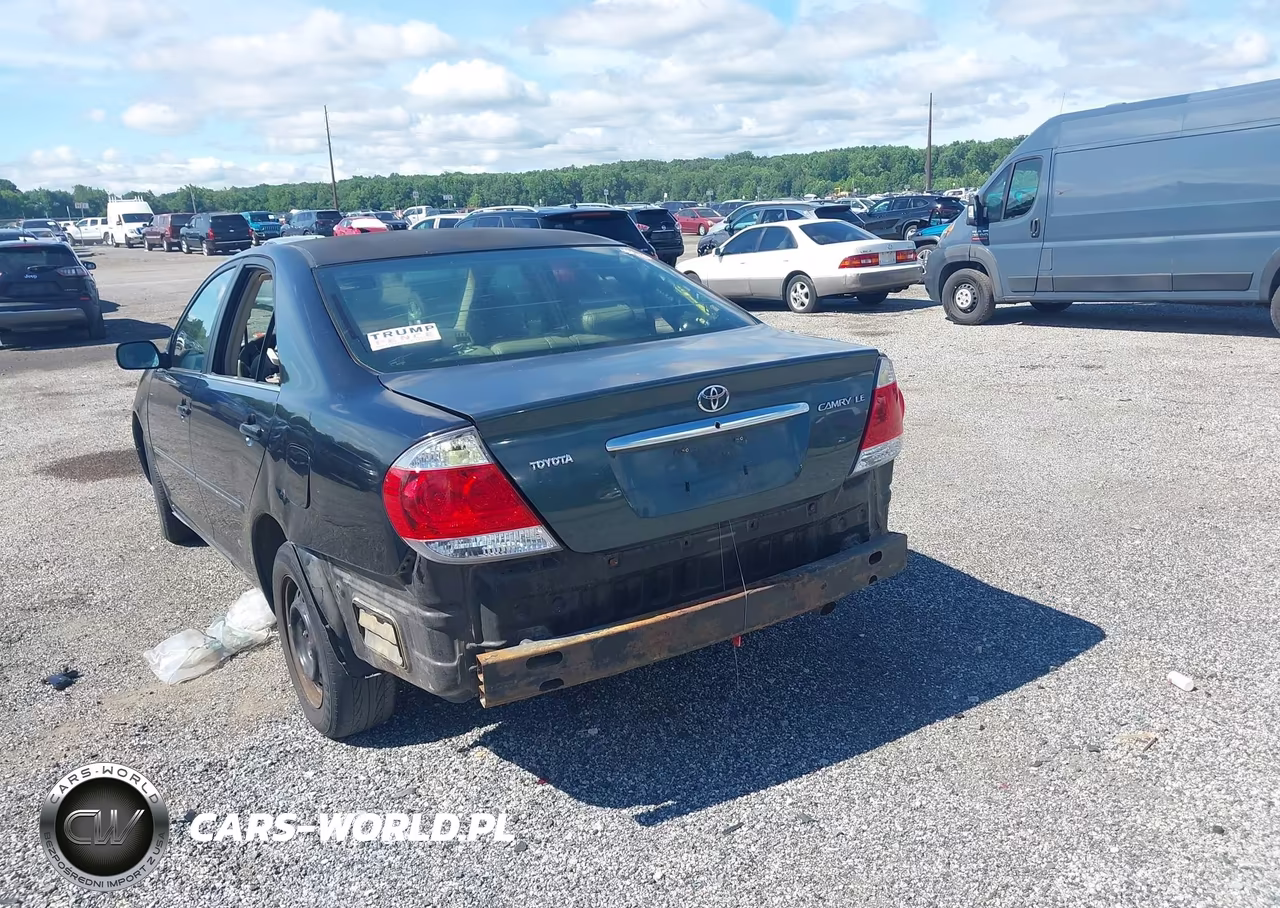 2003 Toyota Camry Xle VIN:4T1BE30K73U246033 - 6