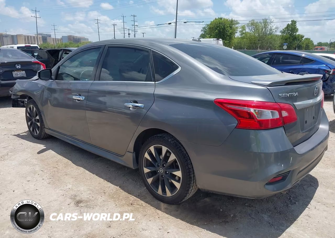 2018 Nissan Sentra Sr VIN:3N1AB7AP8JY315724 - 3