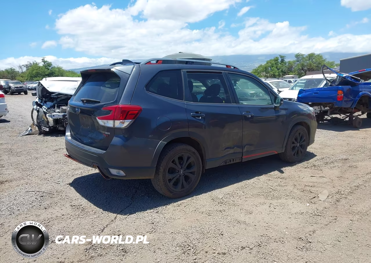 2019 Subaru Forester Sport VIN:JF2SKAJC3KH508325 - 4