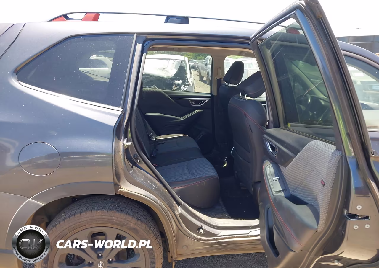 2019 Subaru Forester Sport VIN:JF2SKAJC3KH508325 - 8