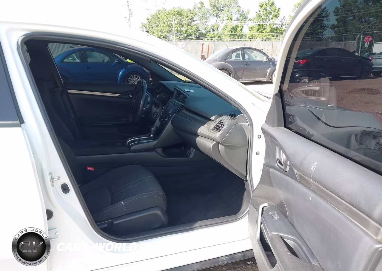 2019 Honda Civic Sport VIN:SHHFK7H48KU217674 - 5