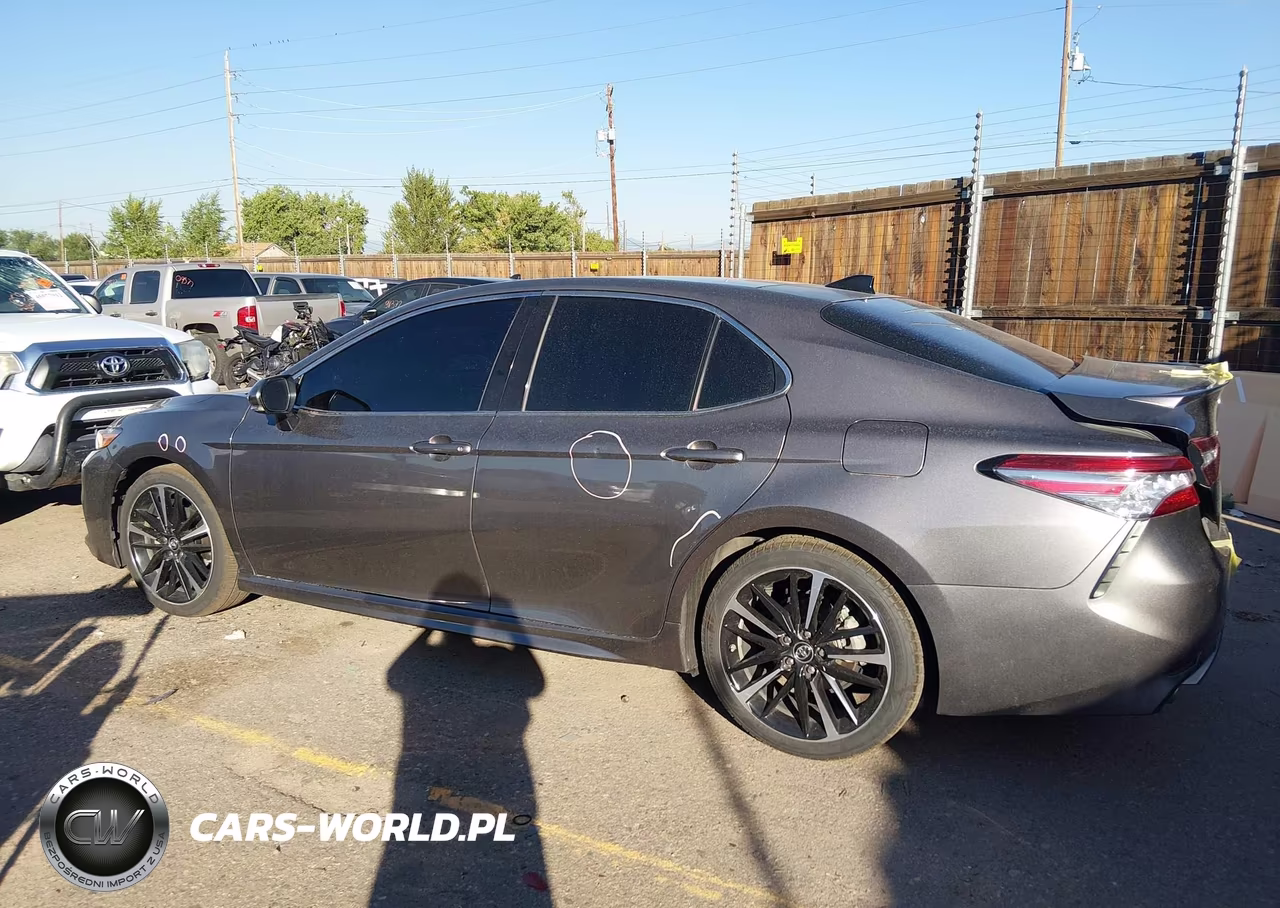 2018 Toyota Camry Xse VIN:4T1B61HK6JU138313 - 15