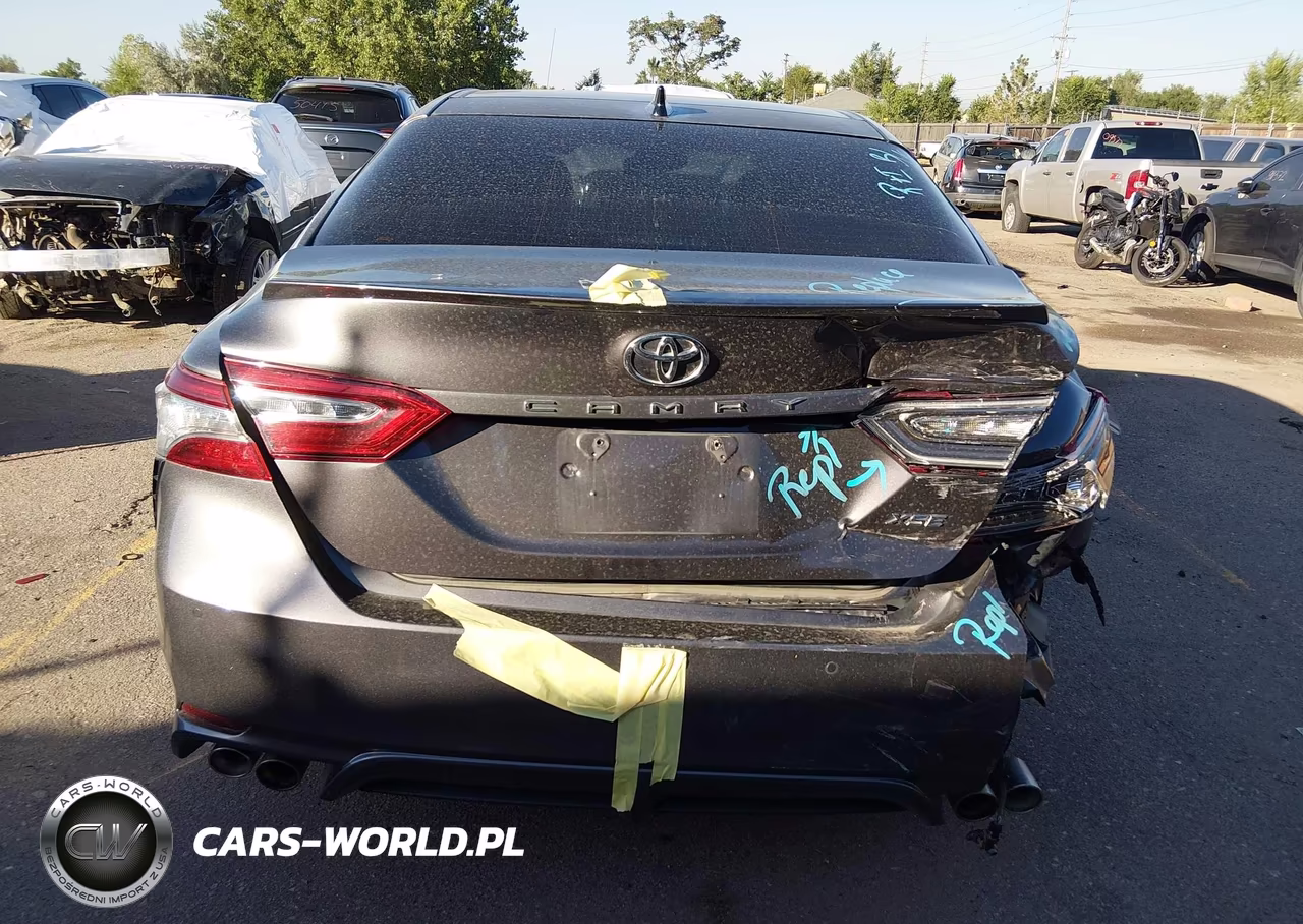 2018 Toyota Camry Xse VIN:4T1B61HK6JU138313 - 6