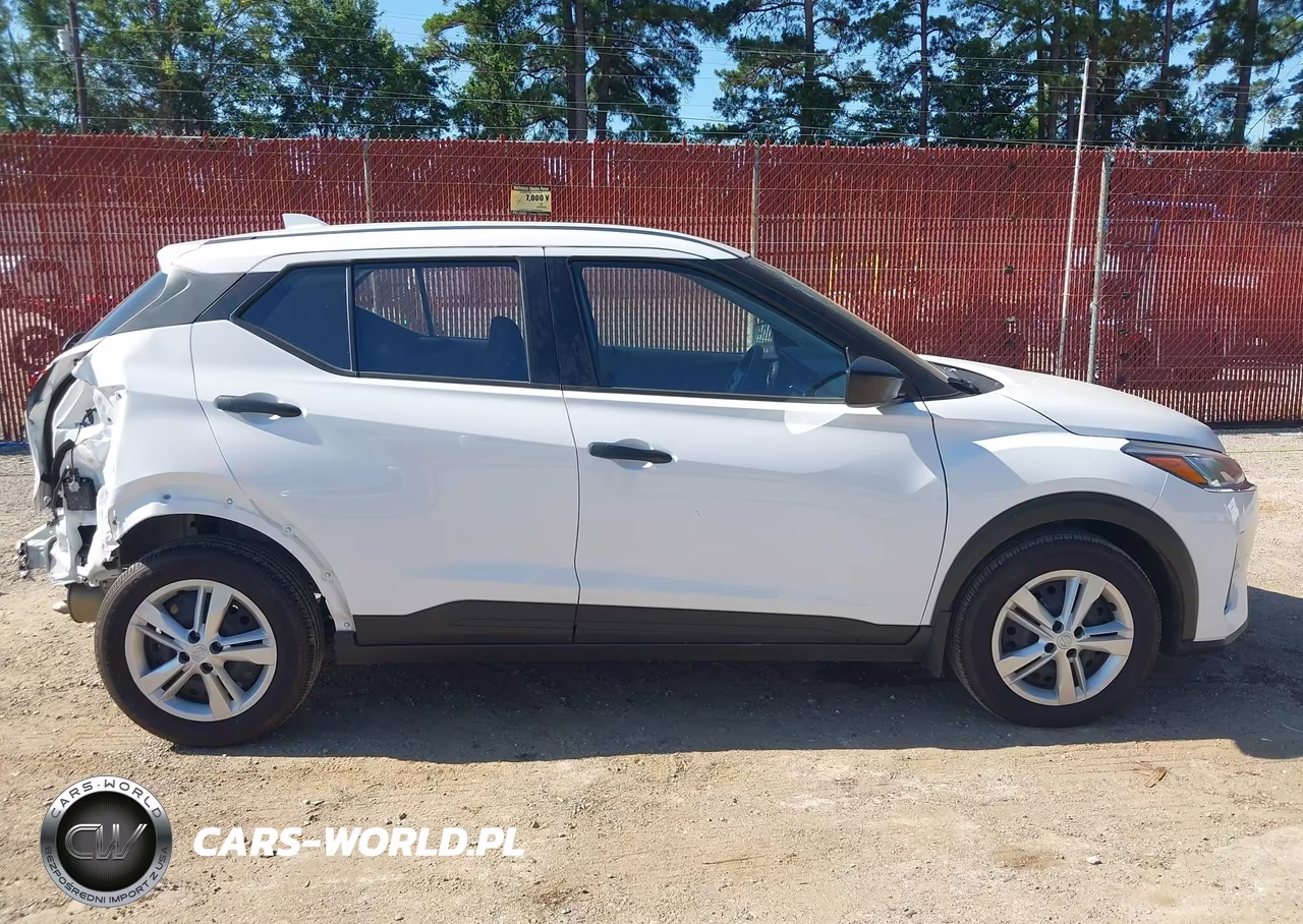 2025 Nissan Kicks Play S VIN:3N1CP5BV4SL486450 - 14