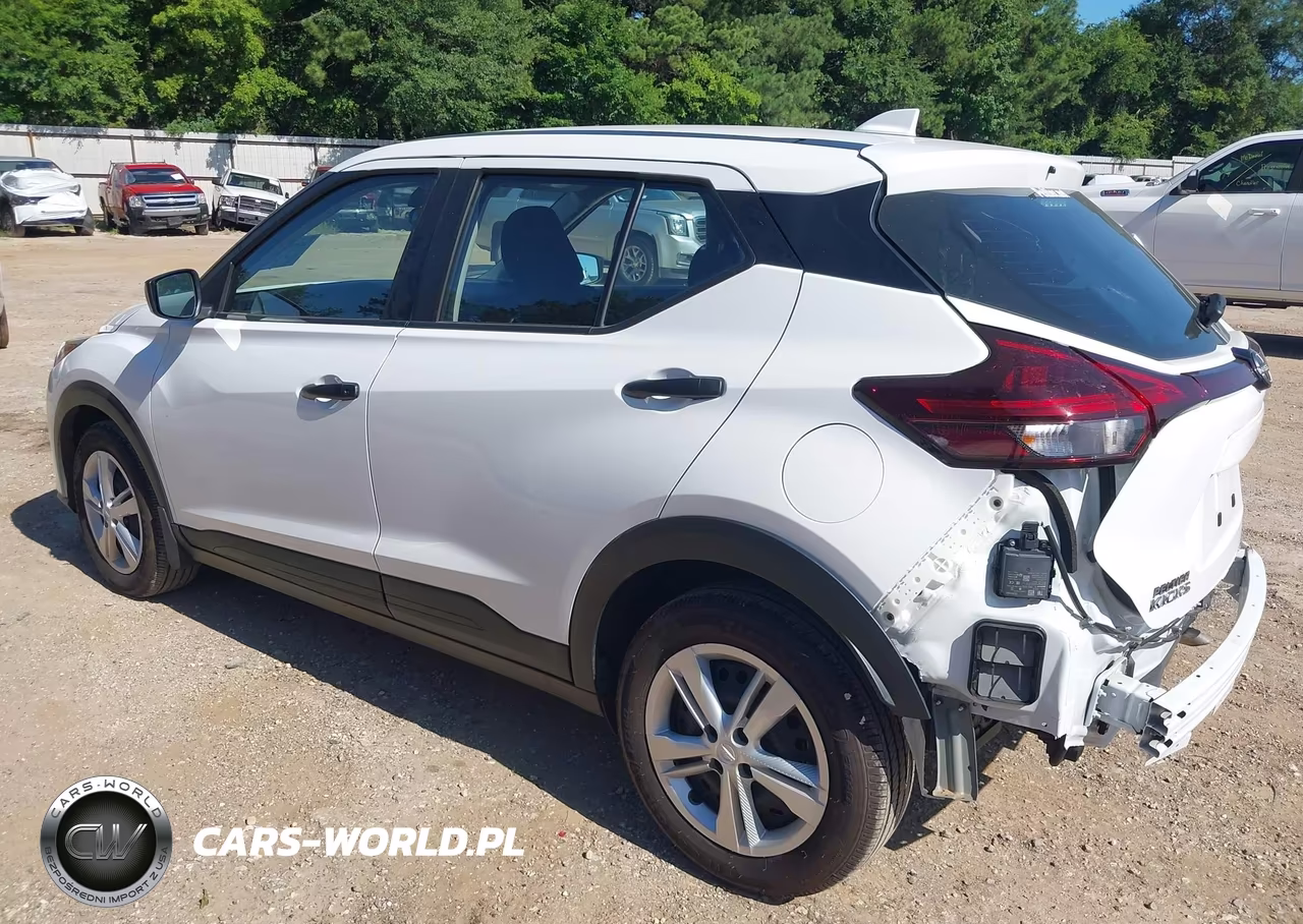 2025 Nissan Kicks Play S VIN:3N1CP5BV4SL486450 - 3