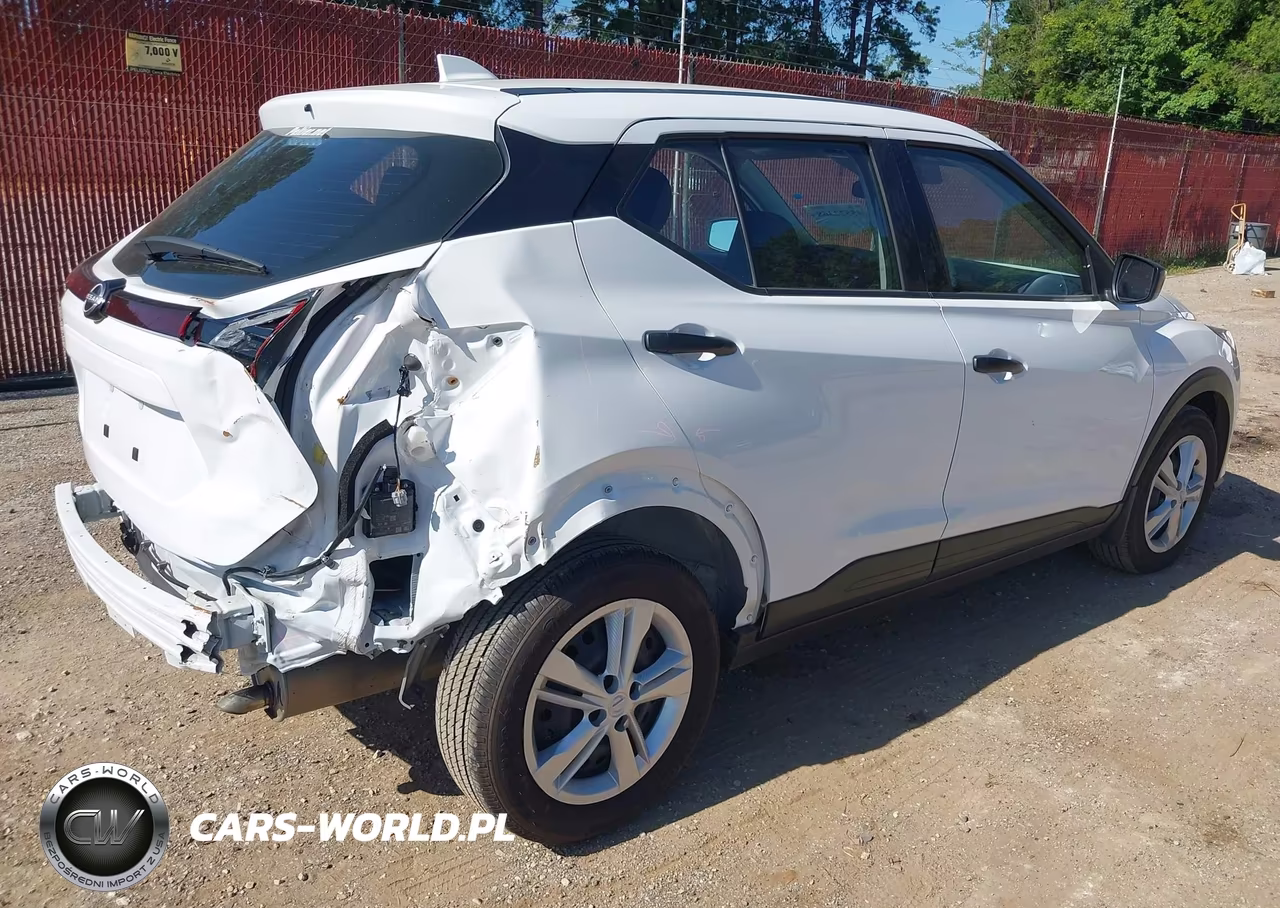 2025 Nissan Kicks Play S VIN:3N1CP5BV4SL486450 - 4