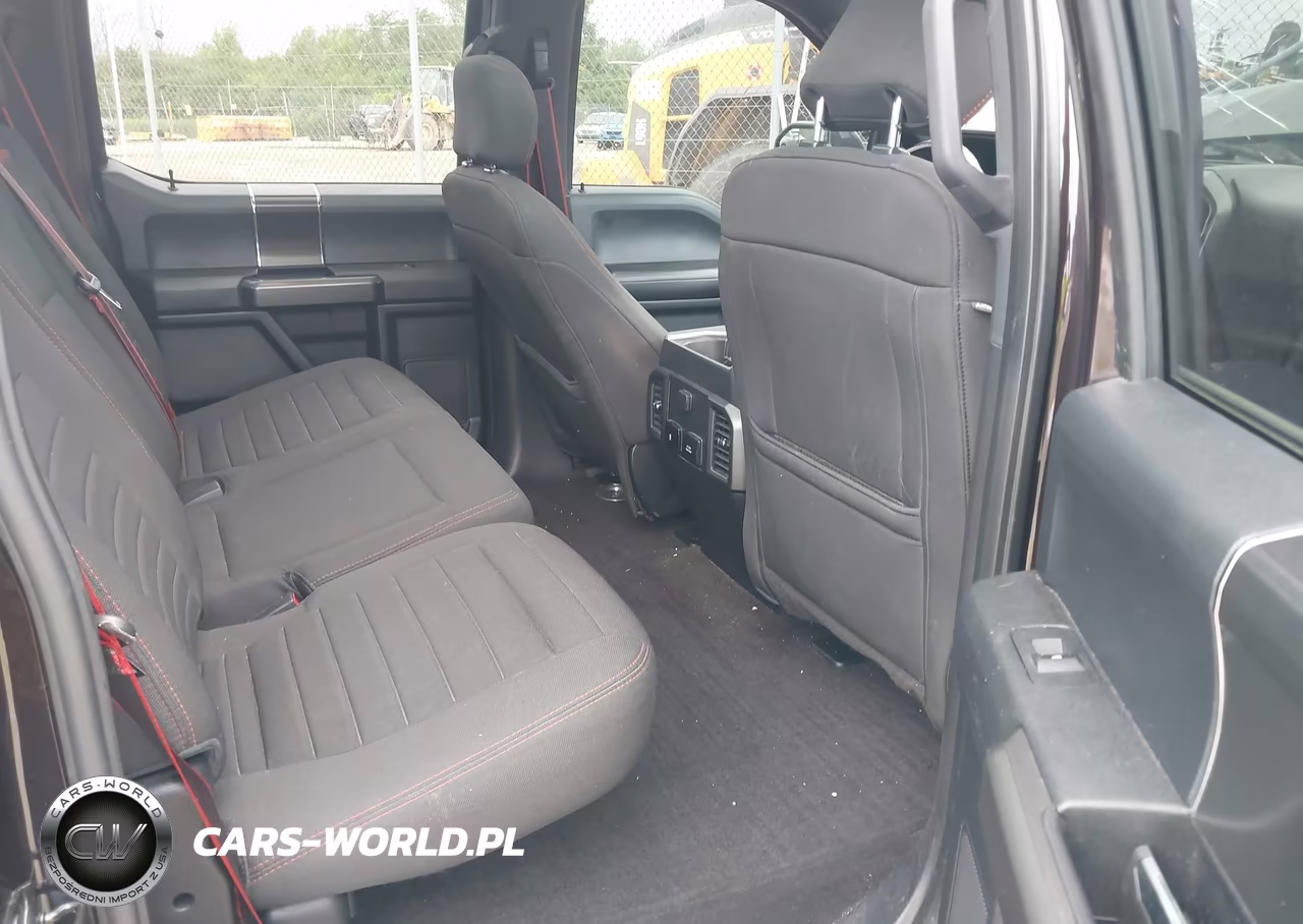 2018 Ford F-150 Xlt VIN:1FTEW1EP1JFD94915 - 8