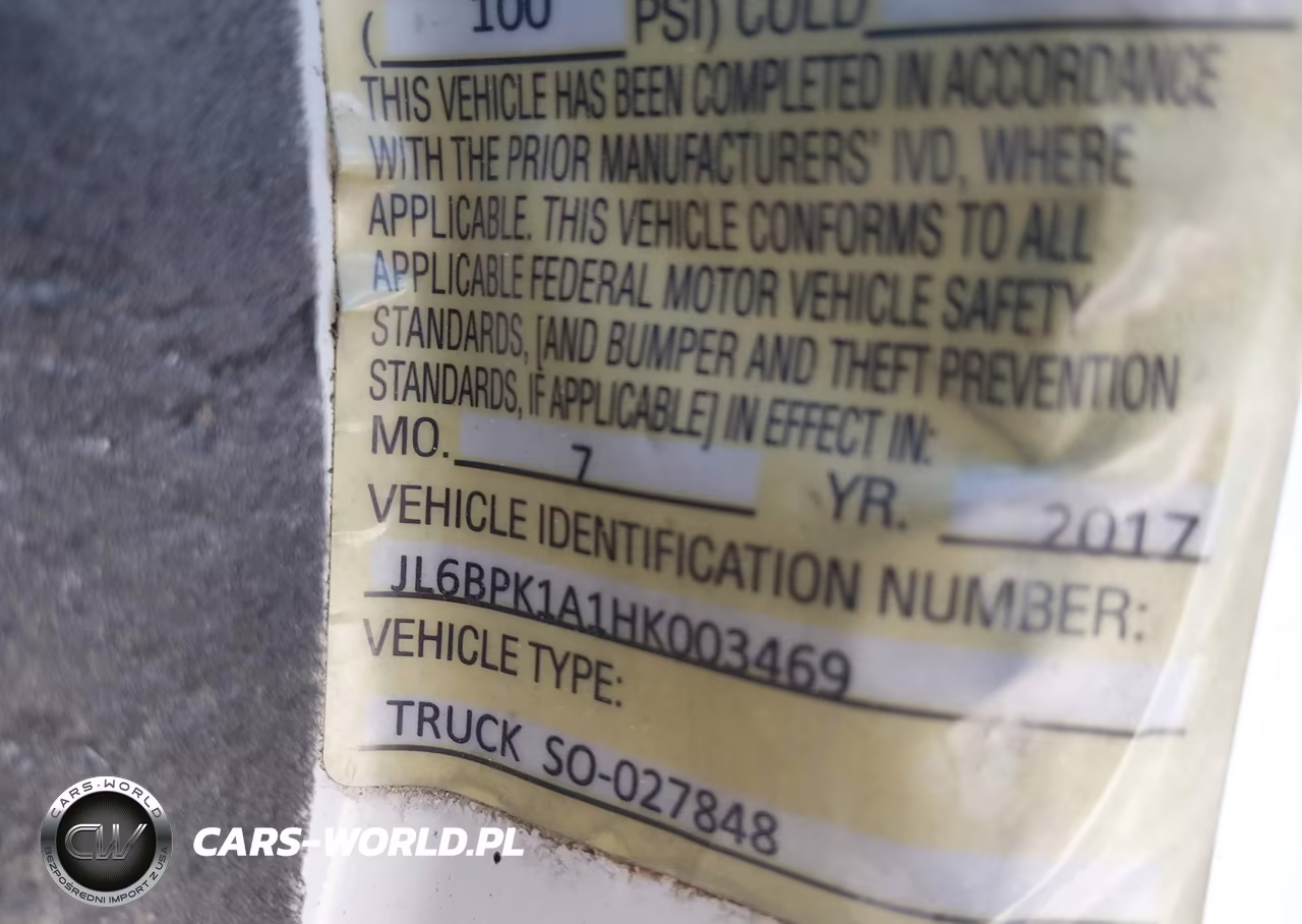 2017 Mitsubishi Fec72W VIN:JL6BPK1A1HK003469 - 8