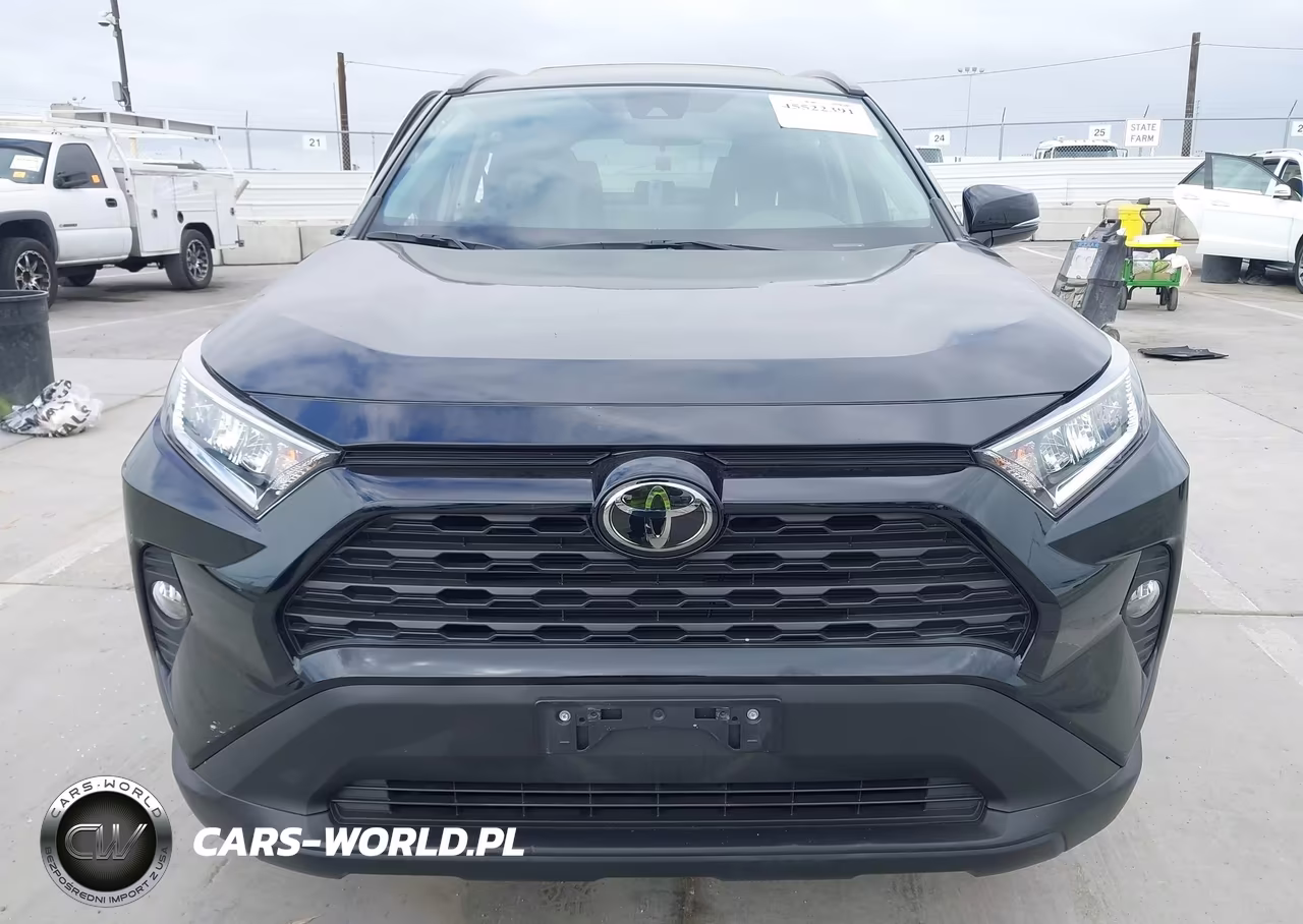 2019 Toyota Rav4 Xle Premium VIN:2T3C1RFV5KW054782 - 12